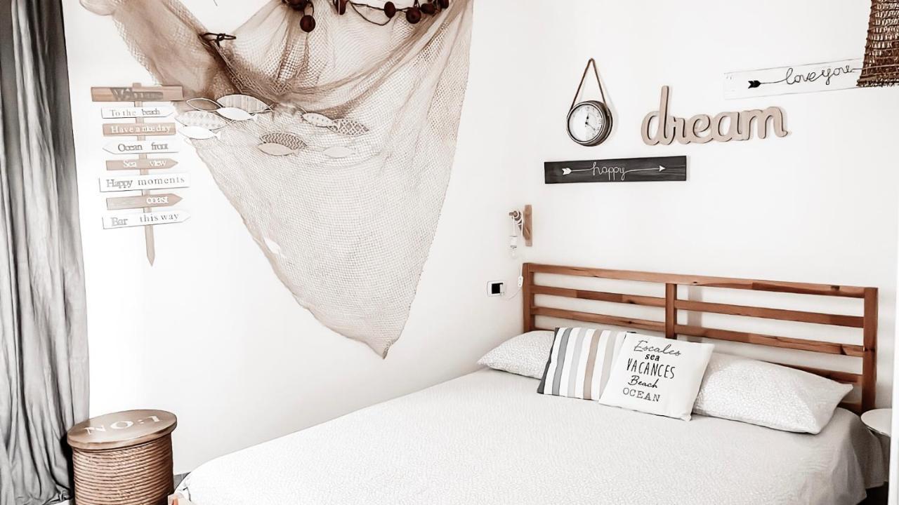 Wanderlust B&B Lecce Bagian luar foto
