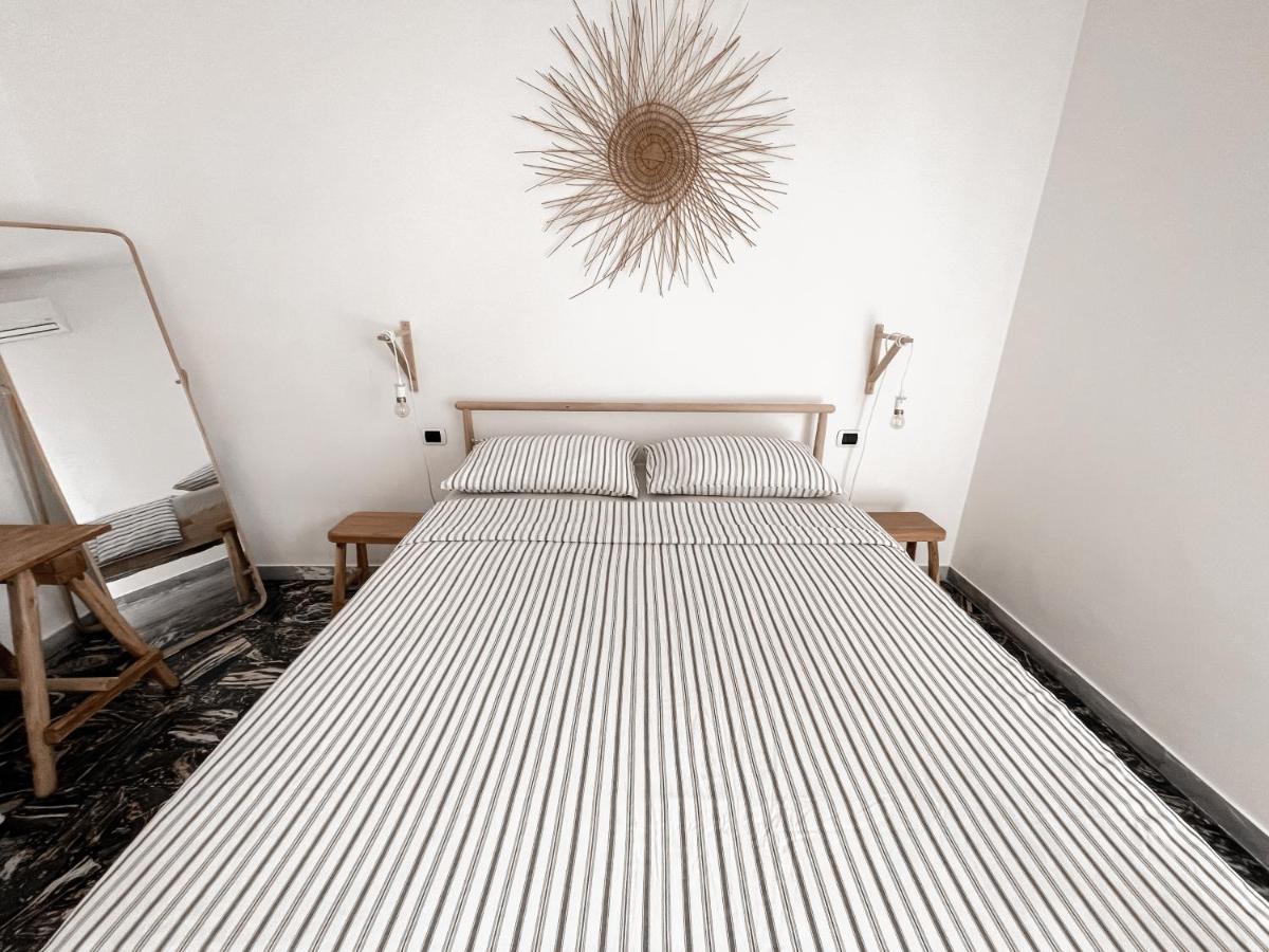 Wanderlust B&B Lecce Bagian luar foto