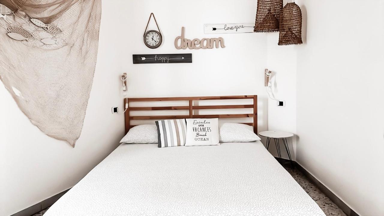 Wanderlust B&B Lecce Bagian luar foto